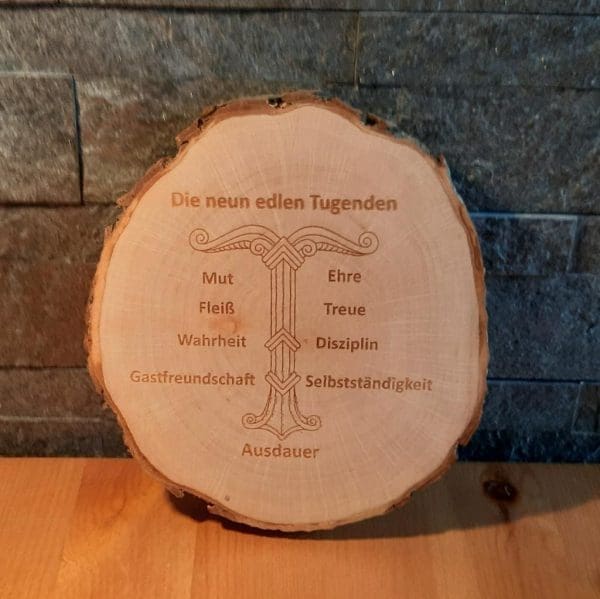 Baumscheibe Die neun Tugenden