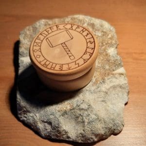Holzdose Runenkreis