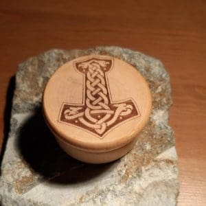 Holzdose Thorshammer
